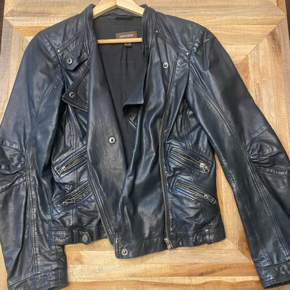 Vintage Danier Genuine Leather Jacket - Picture 2 of 8